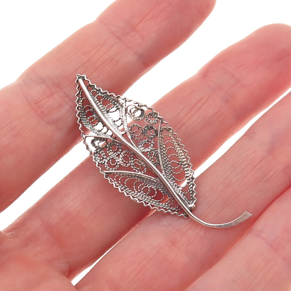 925 Sterling Silver Vintage Floral Leaf Filigree Oxidized Pin Brooch
